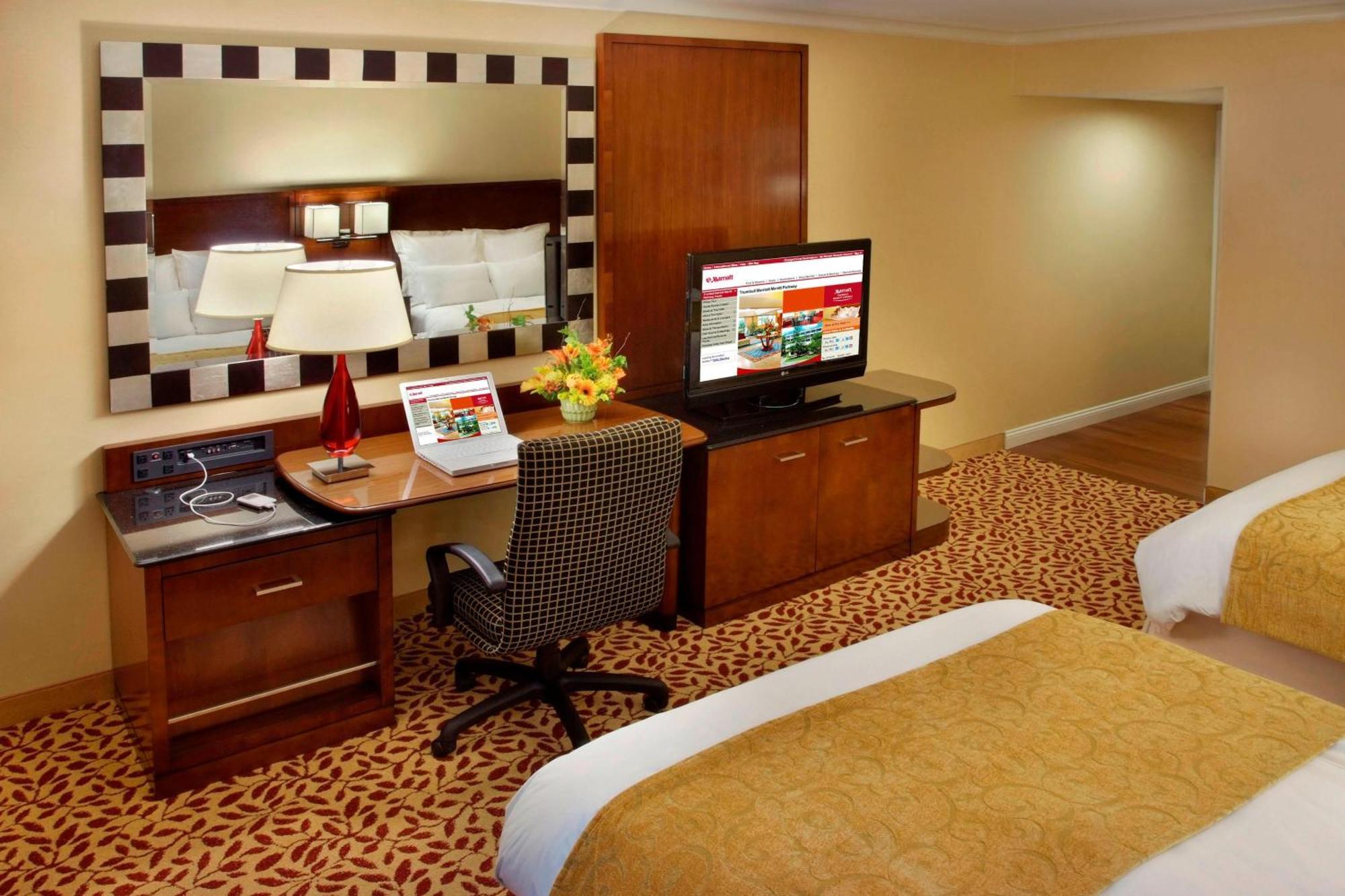 Trumbull Marriott Shelton Exteriör bild
