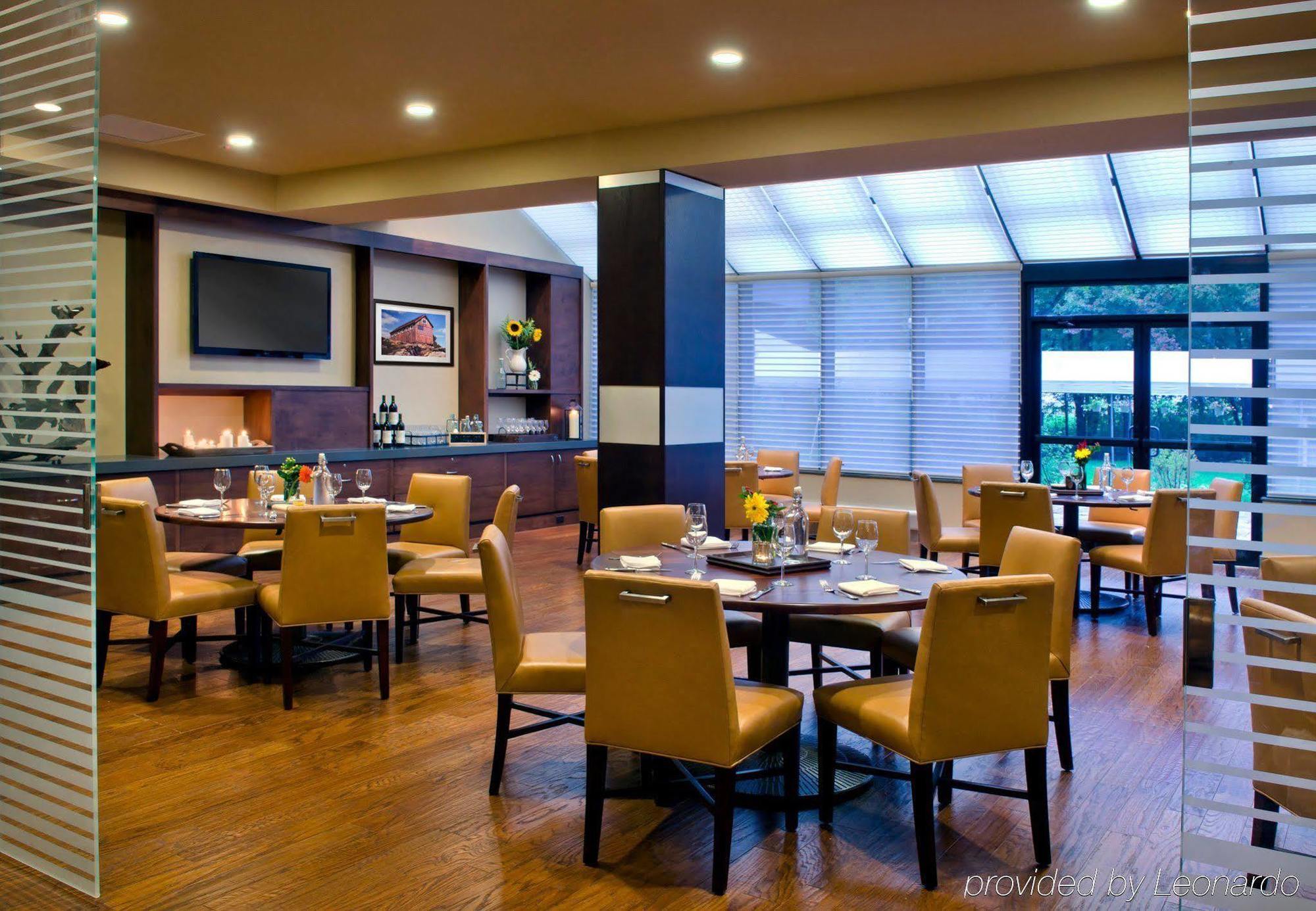 Trumbull Marriott Shelton Exteriör bild