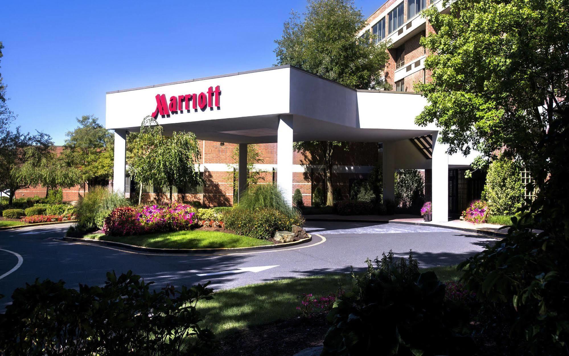 Trumbull Marriott Shelton Exteriör bild