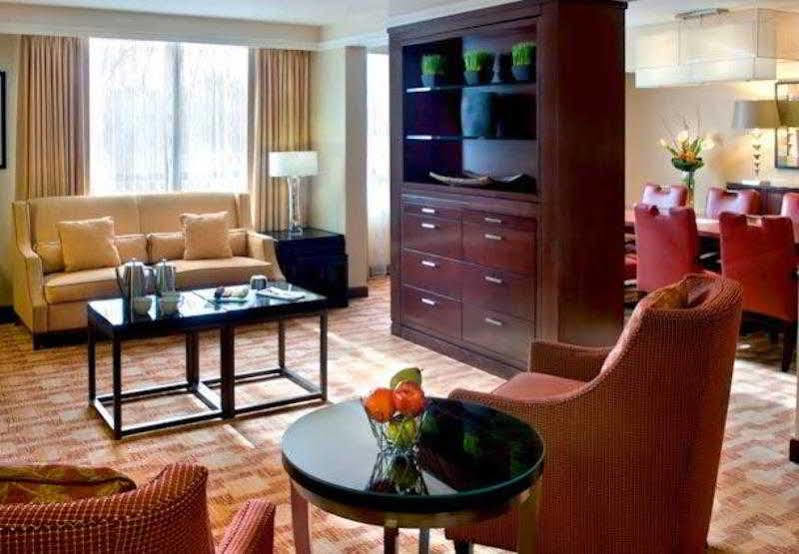 Trumbull Marriott Shelton Exteriör bild